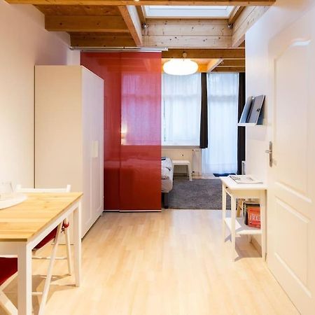 Apartment Wilhelmstr Fuer Bis Zu 3 Personen Brühl Buitenkant foto